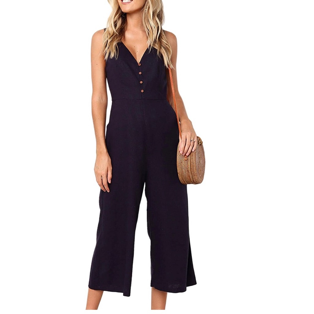 Casual black v-neck jumpsuit